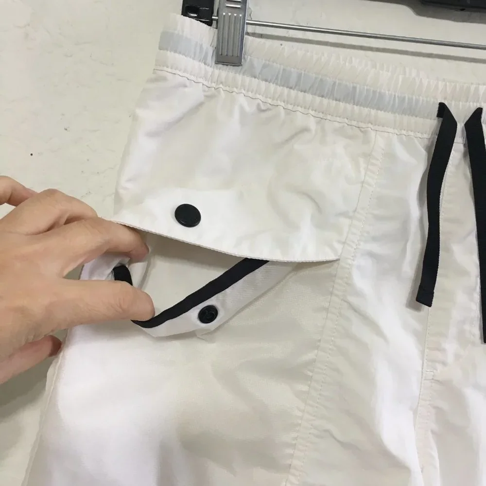 The North Face Mens Size Small TNF Outline Shorts White Elastic Waist 6